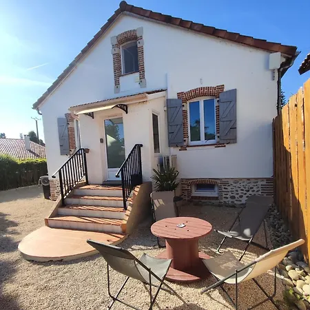 Garona 6 Pers Avec Billard Proche Pyrenees Ferienhaus Cazeres